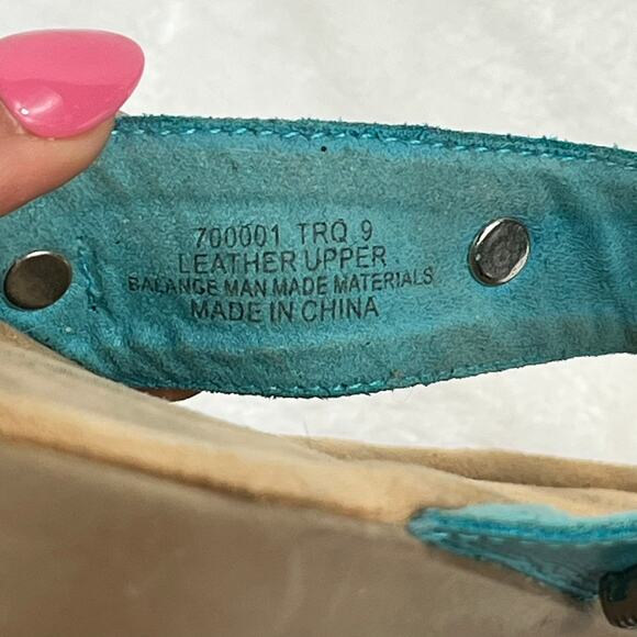 Minnetonka Turquoise Leather Concho Thong Sandals Size 9 Slip-On Comfort Casual - Picture 8 of 8